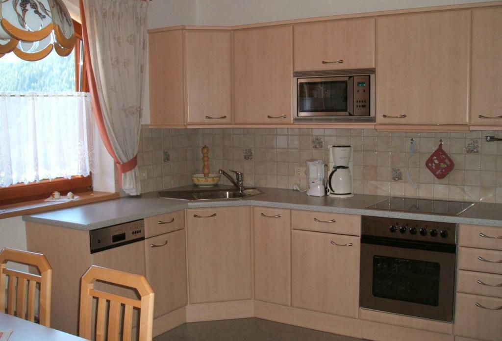 Ferienwohnung Muetzengruss Filzmoos Szoba fotó