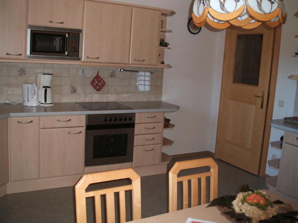 Ferienwohnung Muetzengruss Filzmoos Szoba fotó